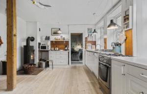 Stunning Home In Sjællands Odde