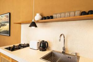 Villa One- Cosy 1BD Villa, Seseh