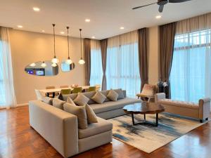Genting Penthouse Vista Residences, 5BR & 5Baths, Up to 24Pax, Hill View, Bathtub, Streaming Device, Fully AC,4 Private Cars Park