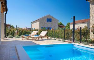 Gorgeous Home In Pasman With Kitchen