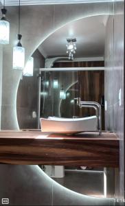 Perfeita Localização 2Q-2B estacionamento gratuito