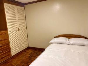 Door 110A Guesthouse at Wagner