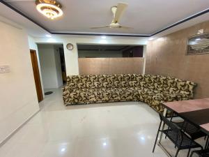 AL-MANAL 401 Deluxe 3BHK Suite