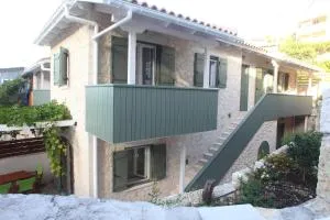 Wild Sea Apartments - 阿约斯尼奇塔斯