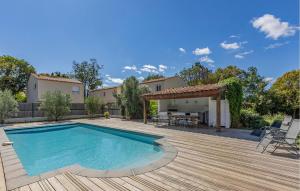 Maisons de vacances Lovely Home In Laurens : photos des chambres