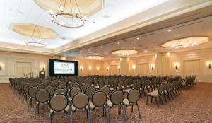 Adams Mark Hotel & Conference Center