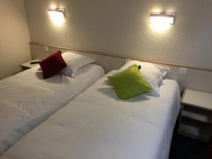 Hotels Hotel Les Archers : Chambre Lits Jumeaux