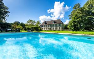 Maisons de vacances Magnifique Maison Avec Piscine : photos des chambres