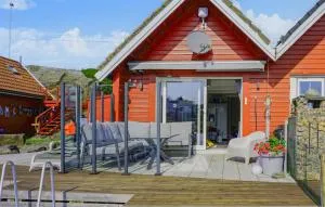 1 Bedroom Awesome Home In Søgne - Mebø