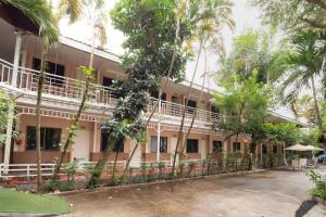 OYO 703 Koh Chang Riverside Resort