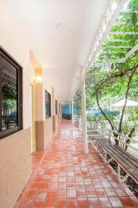 OYO 703 Koh Chang Riverside Resort