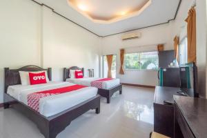 OYO 918 Kachapol Hotel