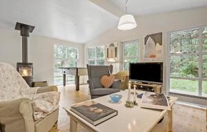 Lovely Home In Vig With Wifi