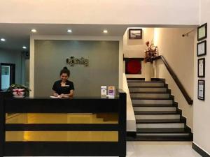 Reasmey Cheanich Hotel