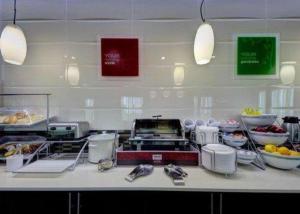 Comfort Inn & Suites Tulsa I-44 West - Rt 66