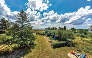 Cozy Apartment In Sukosan With Wifi