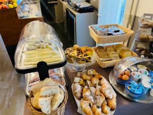 Double or Twin Room with Garden View room in Hotel Volta