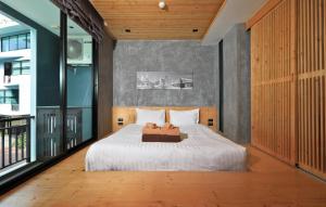 Relife Windy B226 at NaiHarn beach by CapitalPro