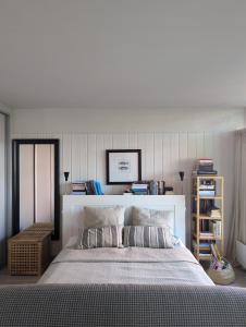 Romantic Lagoon View Studio