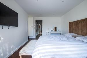Villas Maison Architecte avec Salle de Cinema : photos des chambres