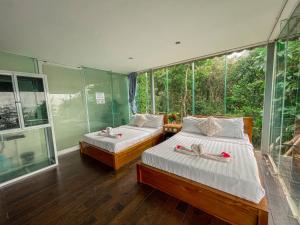 Ocean Lounge Bungalow