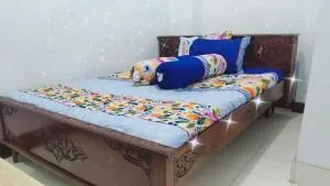 Wisma Ibu Indri - Rawabugel