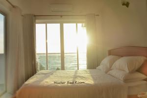 Blue Ocean Mount Lavinia