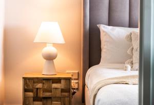 Pavilion Palm Beach, Vibrant Cafés Beach & Dining