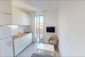 Appt 2 pièces 43 Avenue Jean Médecin - Ubytování bez kategorie ve městě Nice