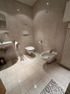 Triple Room with Bath