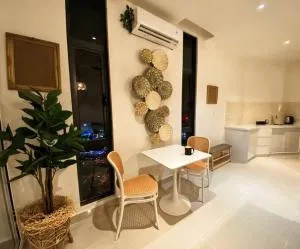 The Shore Seaview Balcony 海景露台小居 - 哥打京那巴鲁