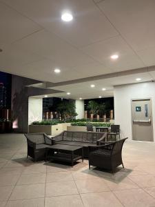 Affordable One Bedroom at One Uptown, BGC Manila