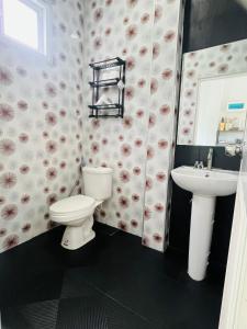 บ้าน2ห้องนอน1ห้องน้ำเงียบสงบเดิน10นาทีถึงชายหาด