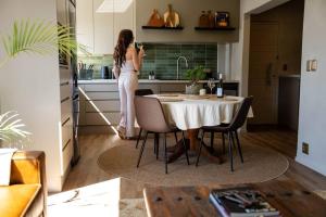 The Asvati - Chic two bedroom apartment in Green Point