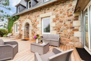 Maisons de vacances Grande Maison, les pieds dans l'eau, Vacances Bord de Mer (50m de la plage). : photos des chambres