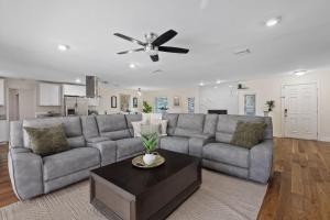 Sunshine State Retreat Luxury Pool Home