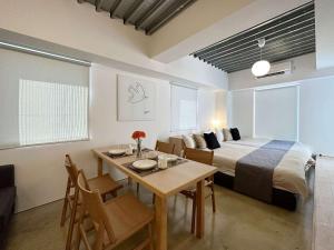 b hotel Arts Dobashi - Modern 1 BR apartment good for 6 people