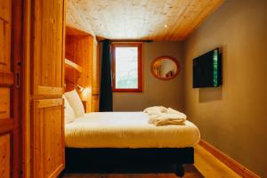 Joubarbe Violette by Lodji