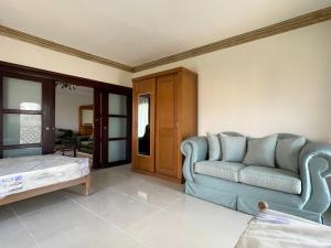 Panorama Al Shorouk apartment with view