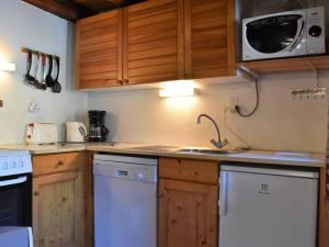 Chalet typique 8 personnes à Méribel, calme et pittoresque - FR-1-180-190