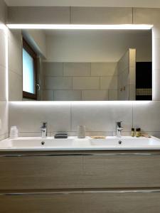 Rustic Apartment -200mt from BerninaExpress