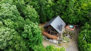 Le Charme BabyFoot SPA SmarTV Retreat Private domain - Val-des-Lacs