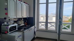 Joli Studio vue mer 200 m de la plage