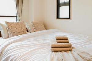 New! Japandi 203 1BR in Prime Location-1 min to Station