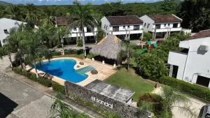 Full condo in Tamarindo, CR - Guatemala