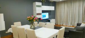 ADALBERTO NASCIMENTO LUXURY APARTA-HOSTEL At COLINAS DO CRUZEIRO