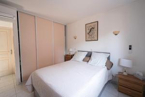 Maisons de vacances Sainte Marie la mer : Villa independante, plage a pied a 250 m : photos des chambres