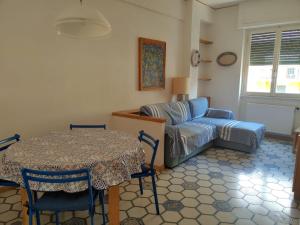 Gemma ligure, Levanto