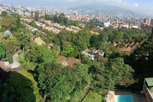 City views Air-conditioning Heated pool