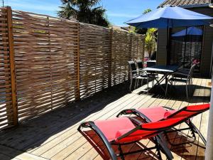 Maisons de vacances Maison des sables piscine chauffee 2 chambres 100m des plages : photos des chambres